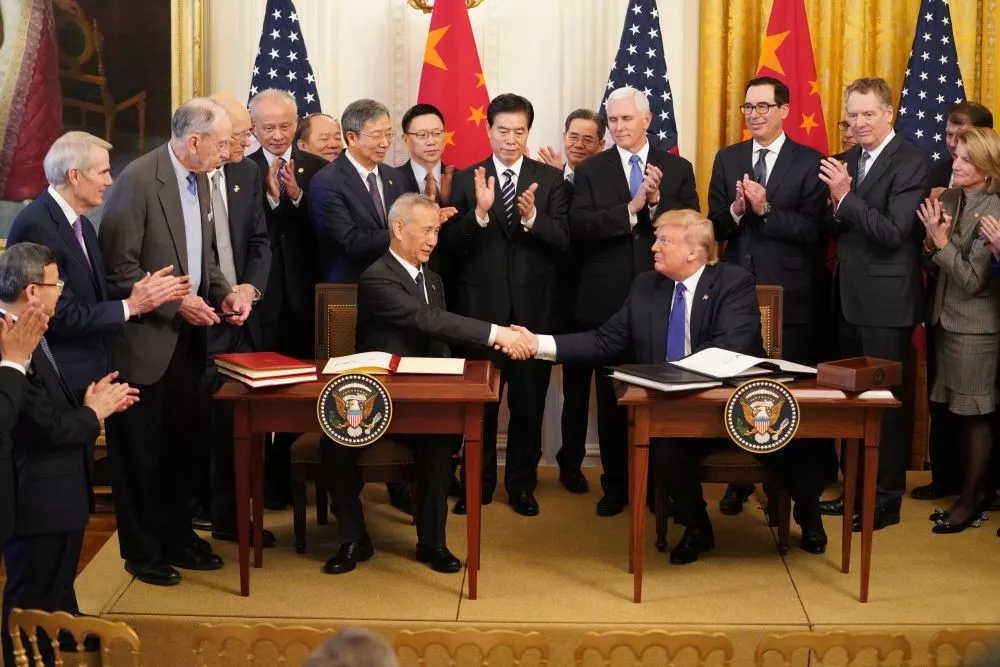 中美第一阶段经贸协议正式签署